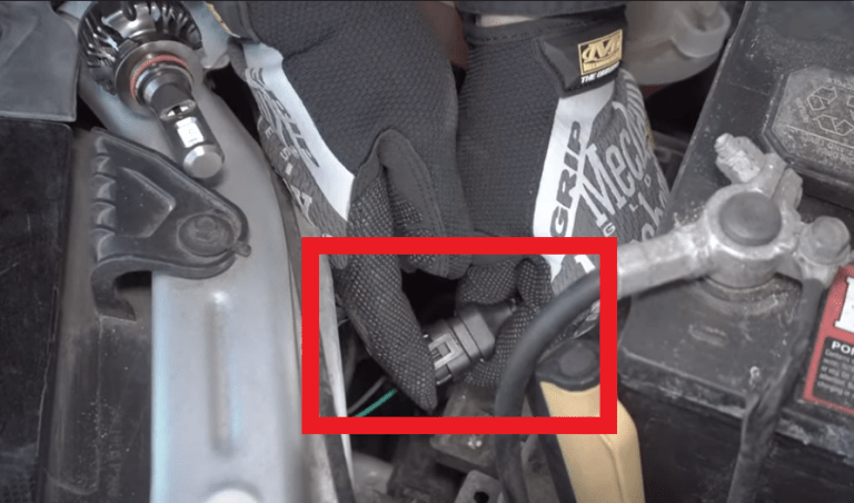 connect LED bulb to 2012 - 2019 Chevy Sonic socket