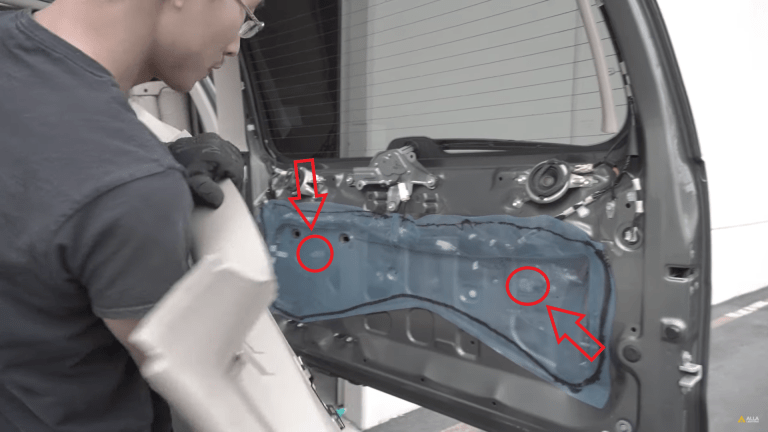 Installation-guide-Lexus-gx470-led-reverse-lights-bulb-backup-lamp