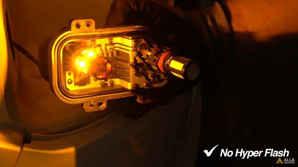 How to Change | Replace | Install 2018 Ford EcoSport Rear Turn Signal Lights Bulbs | LED upgrade 12