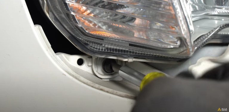 Change | Replace 2018 Ford EcoSport Front Turn Signal Lights, LED Install 3