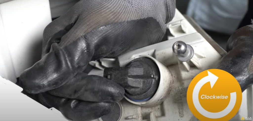 Change | Replace 2018 Ford EcoSport Front Turn Signal Lights, LED Install 9