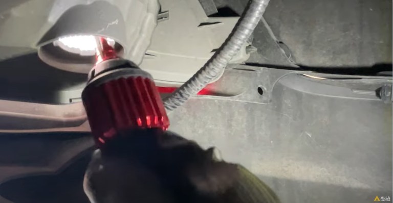 How to replace reverse lights with LED bulbs in a 2019 Honda Passport 6