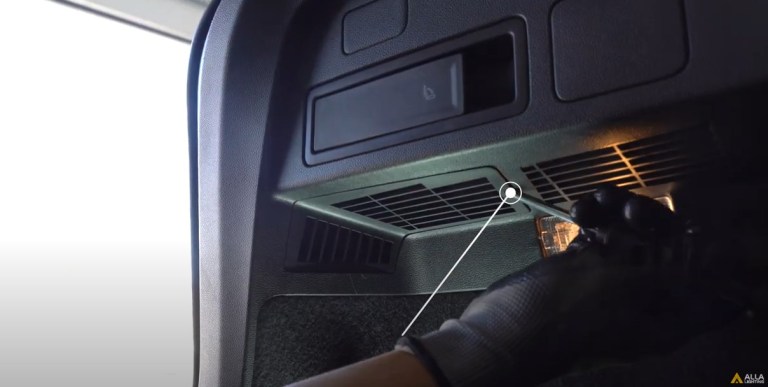 How to Change 2019 Volkswagen Tiguan Trunk Cargo Light Bulb 3