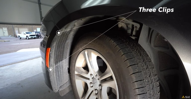 Easy how to replace 2021 Dodge Charger sidemarker assembly 2 Easy how to replace 2021 Dodge Charger sidemarker assembly 2