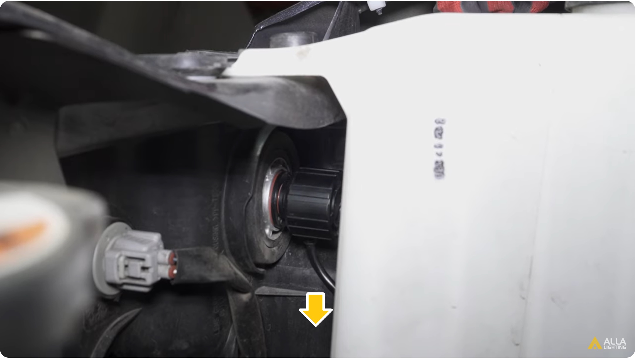 Fast How to Change 2019-2023 Toyota Tacoma High Beam bulbs 24