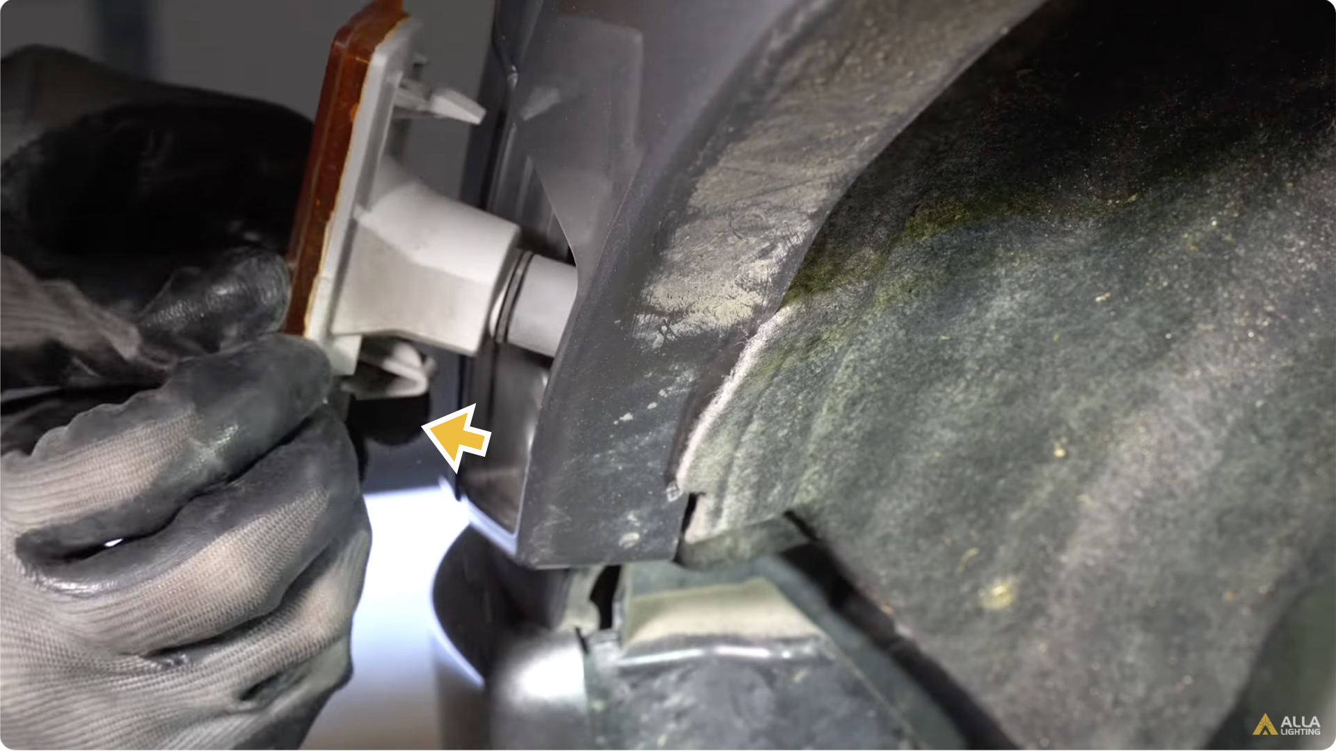How to Replace 2019-2023 Ford Ranger Front Side Marker Lights Bulbs 6