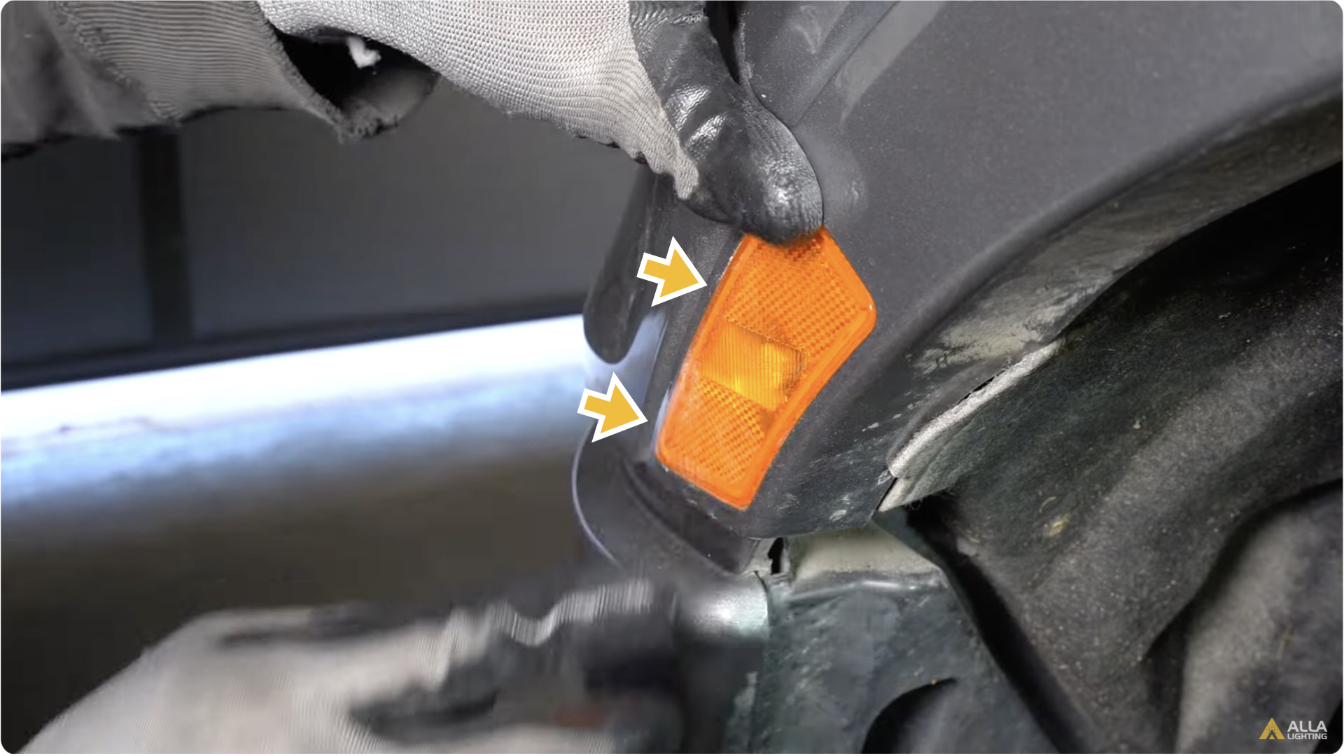 How to Replace 2019-2023 Ford Ranger Front Side Marker Lights Bulbs 16