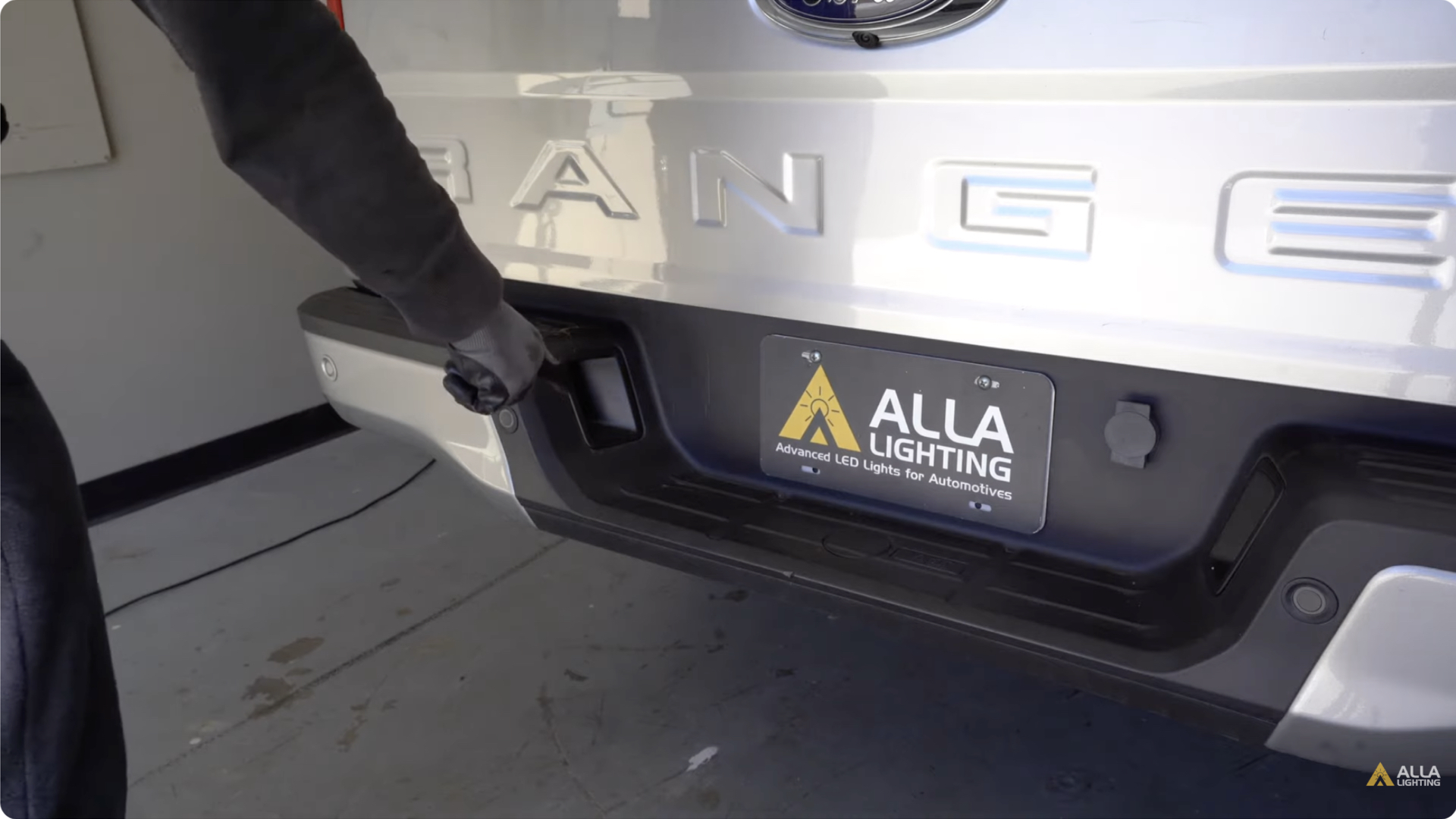 How to install 2019-2023 Ford Ranger License Plate Light Bulb 2
