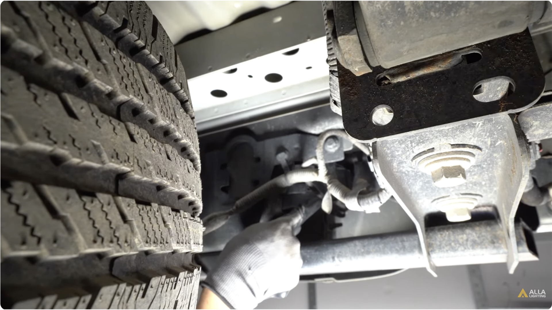 How to install 2019-2023 Ford Ranger License Plate Light Bulb 4