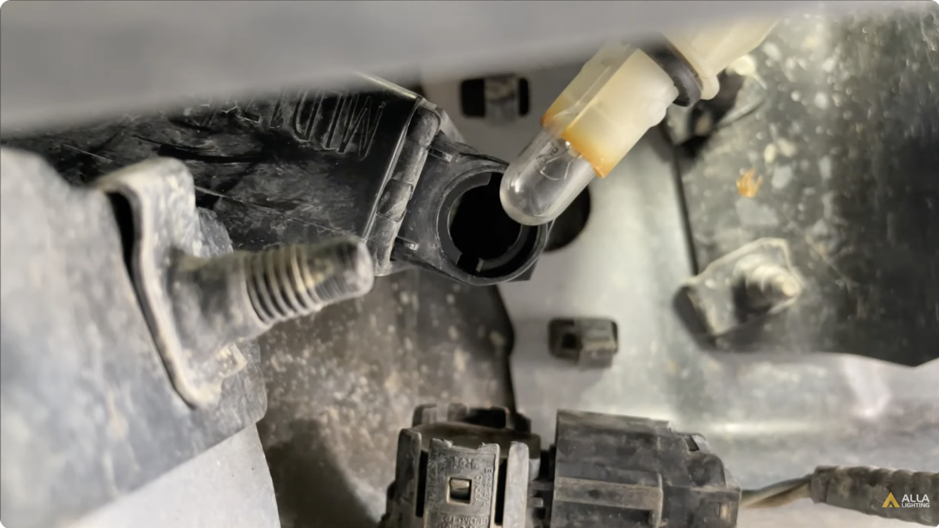 How to install 2019-2023 Ford Ranger License Plate Light Bulb 6