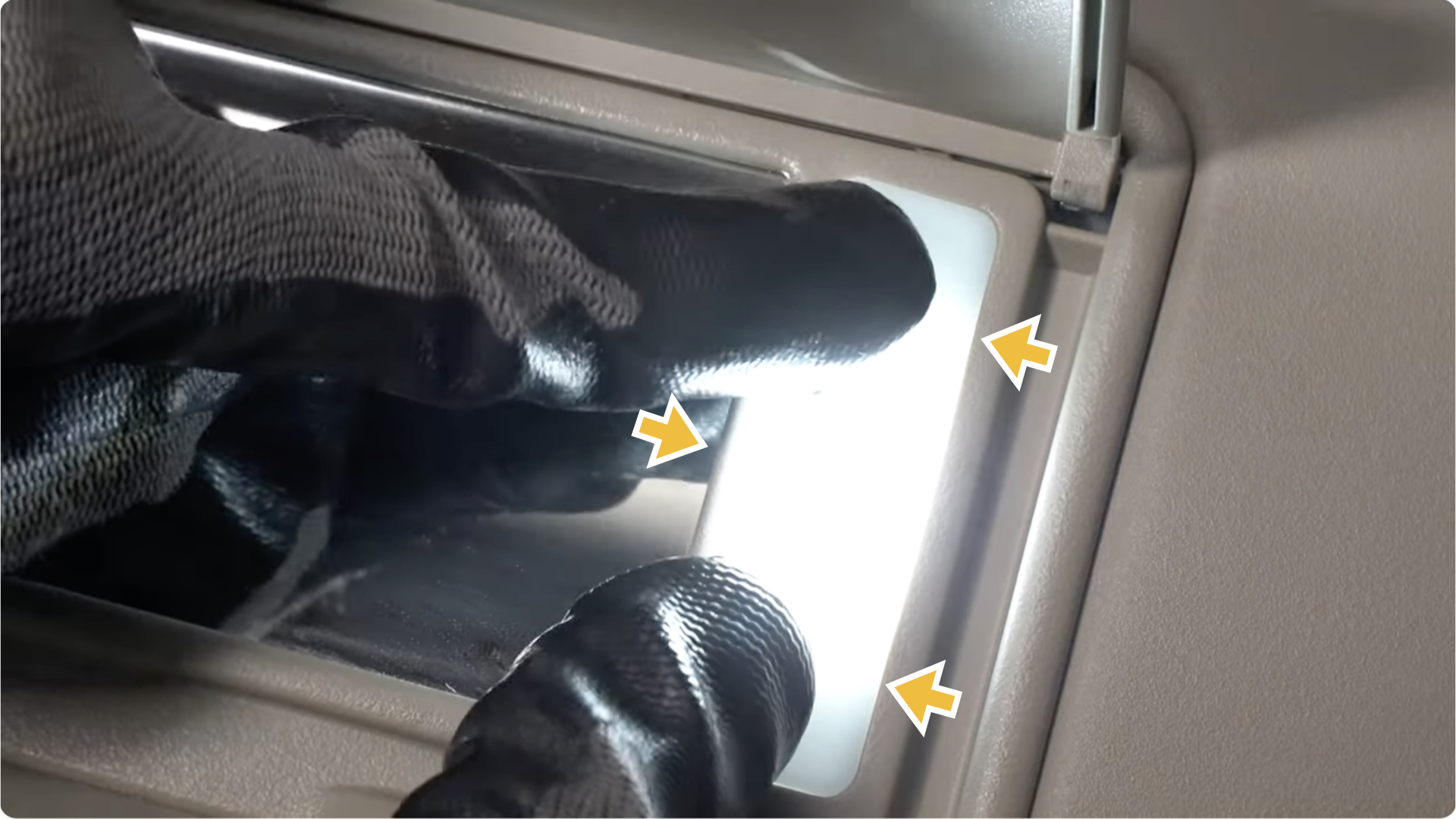 How to install 2019-2023 Ford Ranger Vanity Mirror Light 21