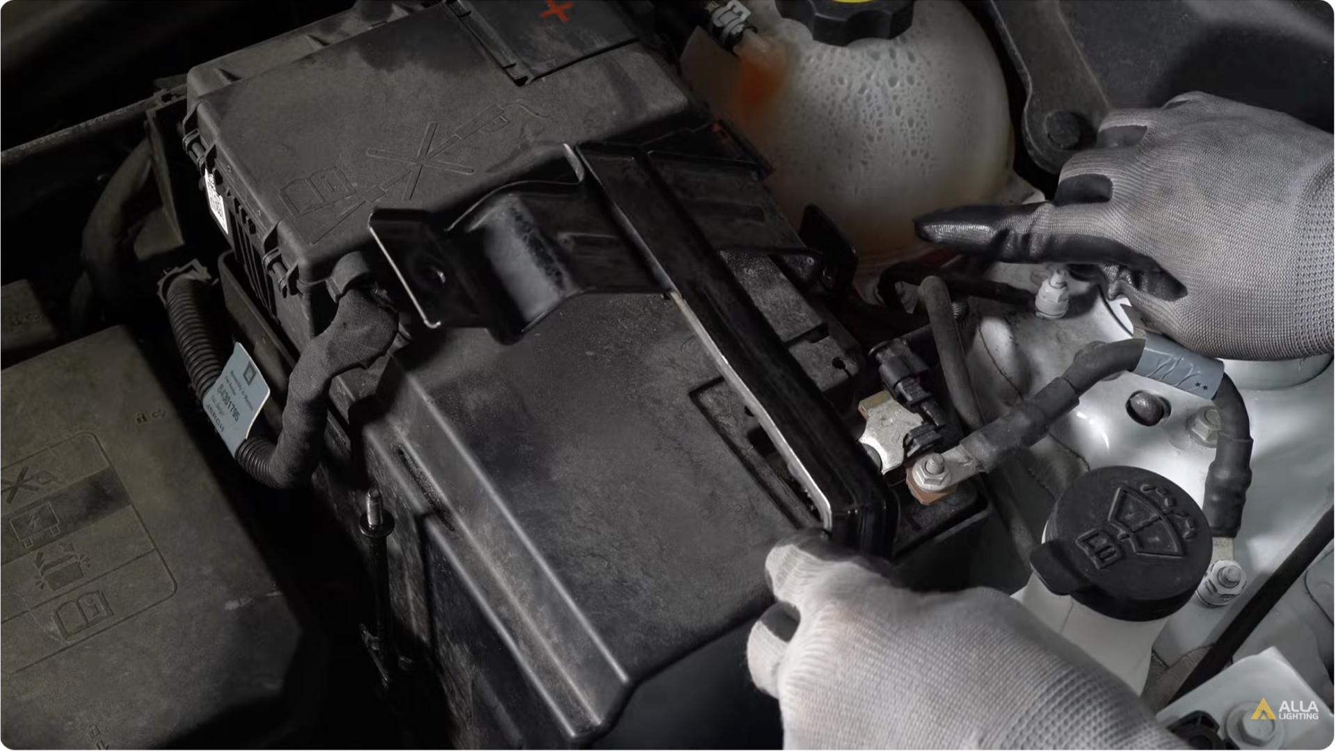 How to Change 2018-2023 Chevrolet Equinox Hi/Low Beam HID Headlights 37
