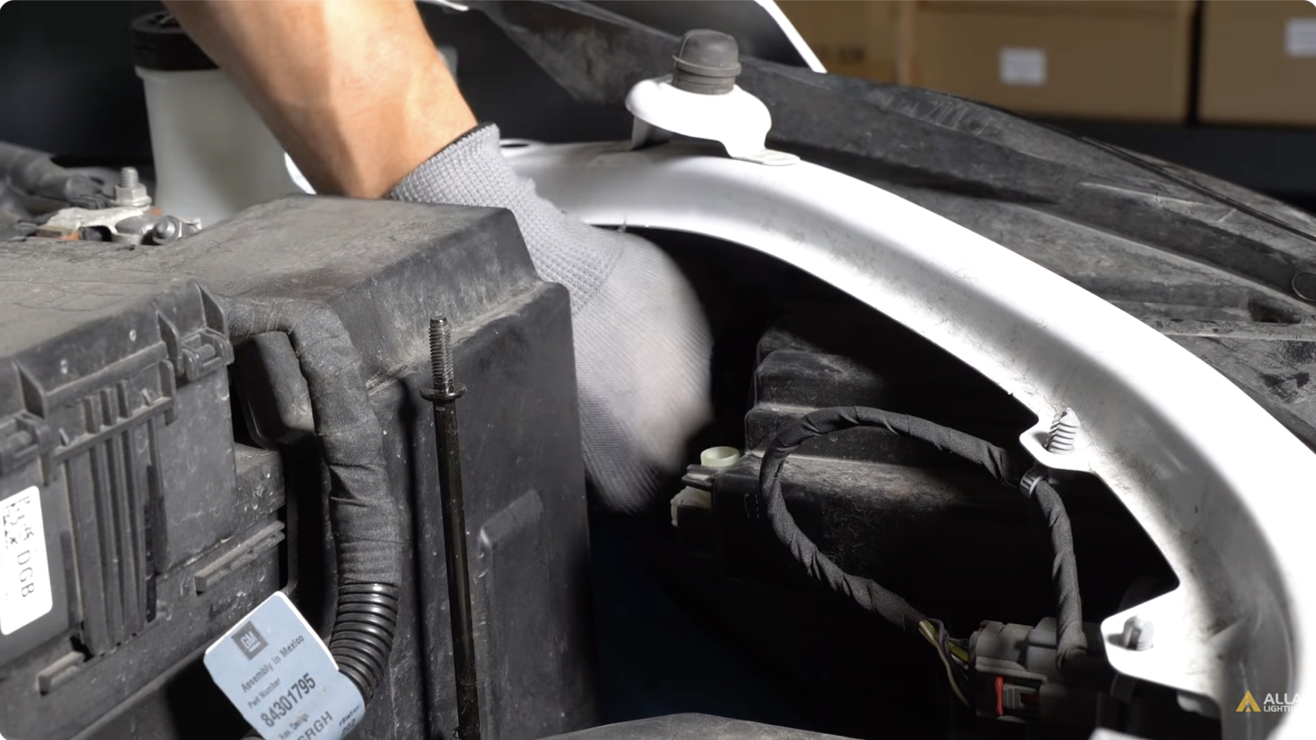 How to Change 2018-2023 Chevrolet Equinox Hi/Low Beam HID Headlights 38