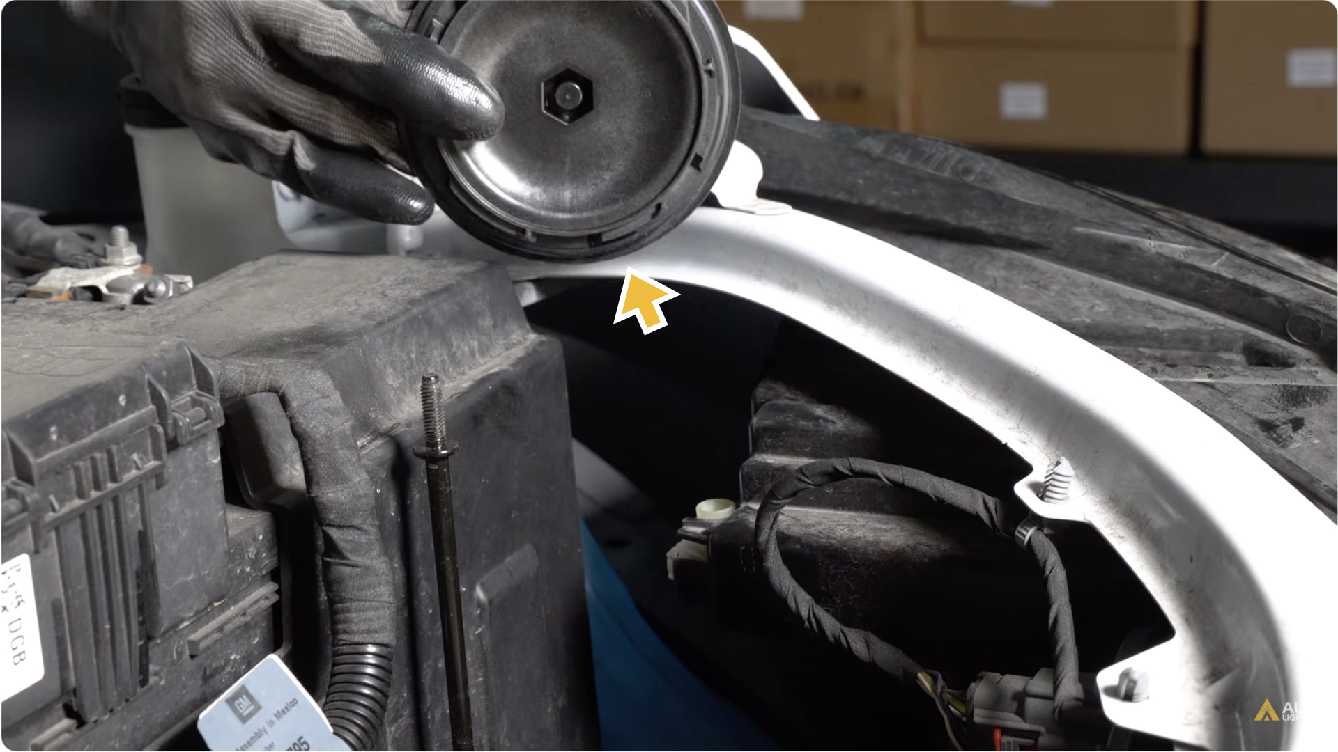 How to Change 2018-2023 Chevrolet Equinox Hi/Low Beam HID Headlights 39