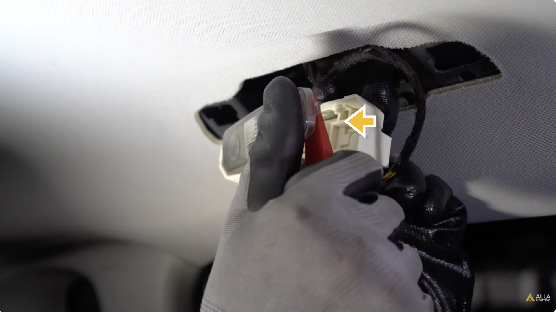 2018-2022 Jeep Compass Dome Light Bulbs Installation 14